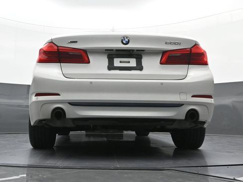 Used 2018 BMW 530i xDrive AWD/4WD image 26