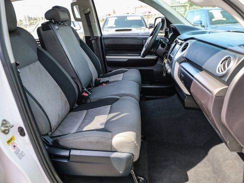 Used 2015 Toyota Tundra SR5 image 7