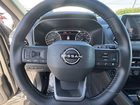 Used 2026 Nissan Rogue Dark Armor FWD image 24