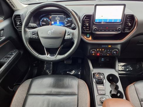 Used 2021 Ford Bronco Sport Outer Banks w/ Outer Banks Package image 6