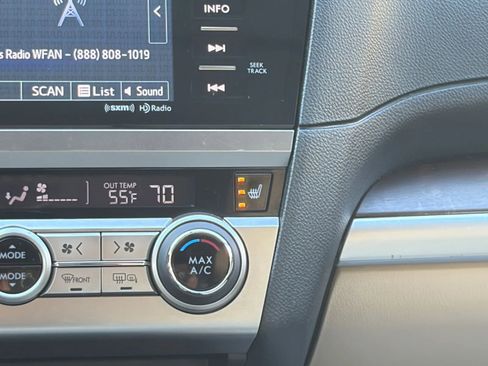Used 2017 Subaru Outback 2.5i Limited AWD/4WD image 20