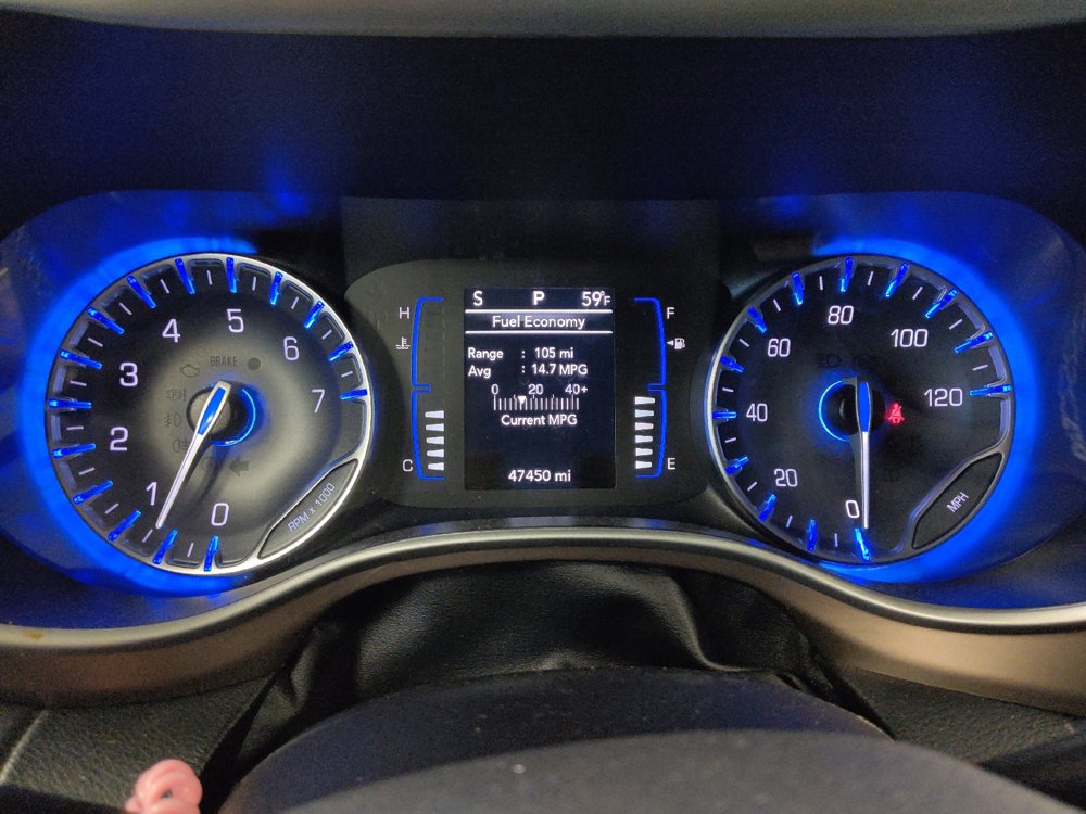 Used 2024 Chrysler Voyager LX FWD image 23