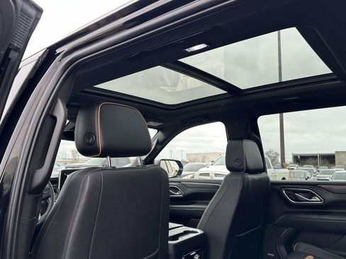 Used 2023 GMC Yukon XL AT4 image 19