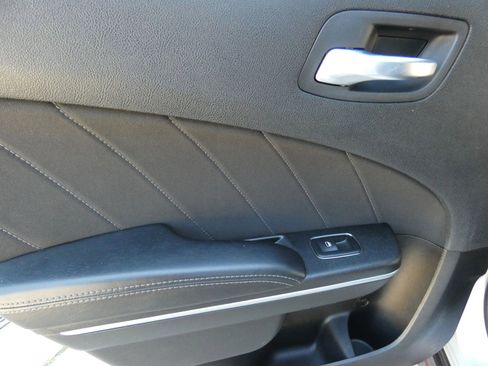 Used 2021 Dodge Charger R/T image 38