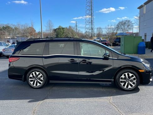 Certified 2025 Honda Odyssey EX-L image 7