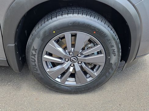 Certified 2024 Nissan Pathfinder S w/ Cargo Package AWD/4WD image 8