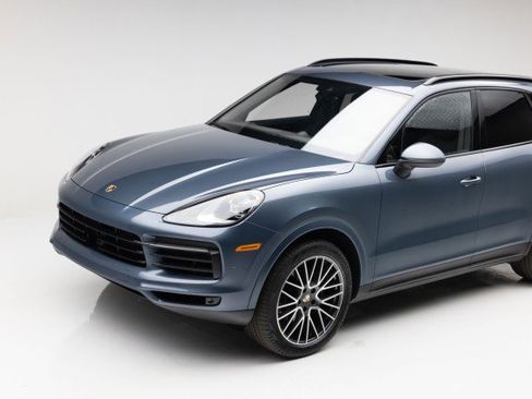 Used 2019 Porsche Cayenne image 25