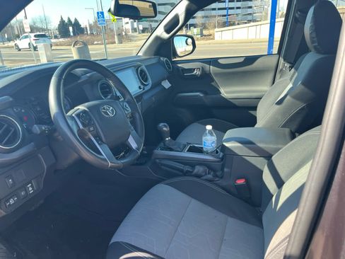 Certified 2021 Toyota Tacoma TRD Sport image 10