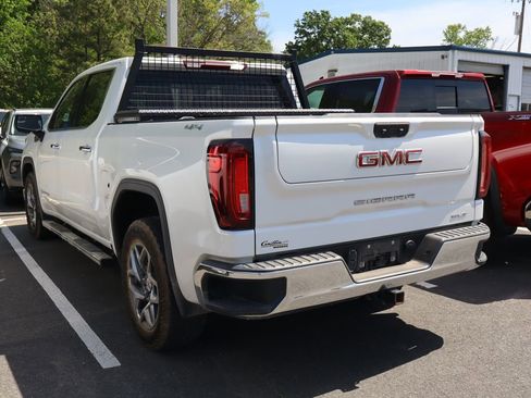Certified 2022 GMC Sierra 1500 SLT image 8