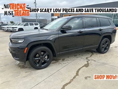 Used 2023 Jeep Grand Cherokee L Laredo