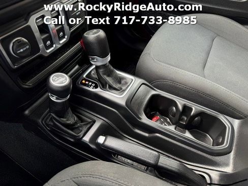 Used 2022 Jeep Wrangler Sport AWD/4WD image 20