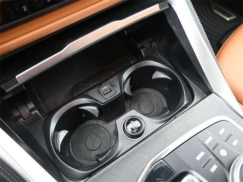 Used 2023 BMW 430i xDrive Convertible w/ M Sport Package image 9