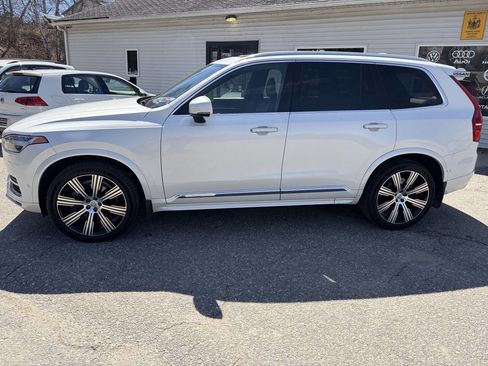 Used 2020 Volvo XC90 T6 Inscription w/ Protection Package Premier image 5