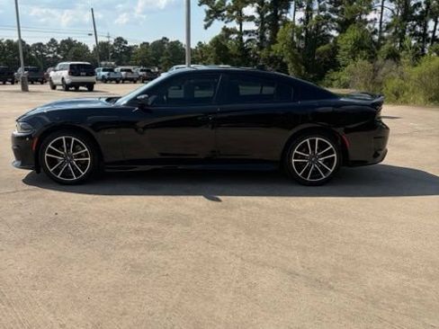 Used 2023 Dodge Charger R/T RWD image 2