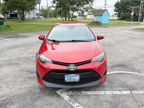 Used 2019 Toyota Corolla LE FWD image 2