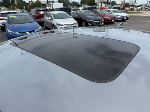 Used 2025 Honda Civic Sport image 12