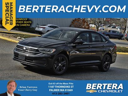 Used 2024 Volkswagen Jetta SE