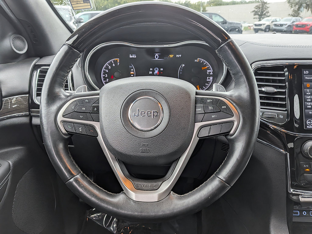 Used 2019 Jeep Grand Cherokee Overland AWD/4WD image 16