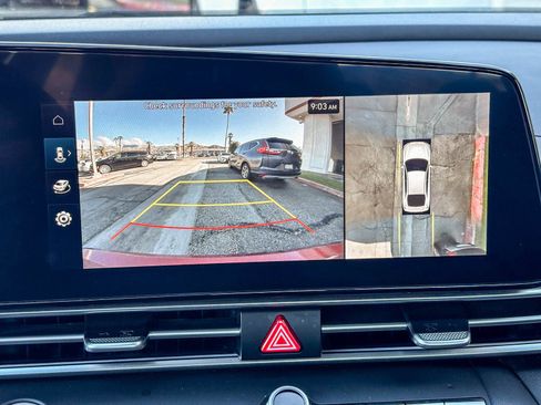 Used 2024 Hyundai Elantra Limited image 26