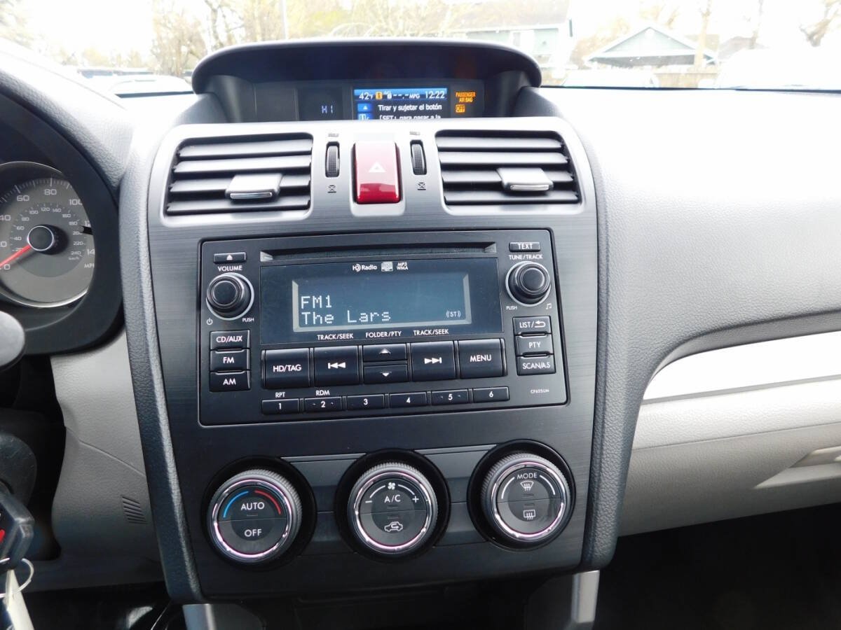 Used 2015 Subaru Forester 2.5i Limited AWD/4WD image 8