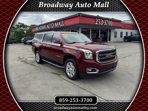 Used 2019 GMC Yukon XL SLT AWD/4WD image 1