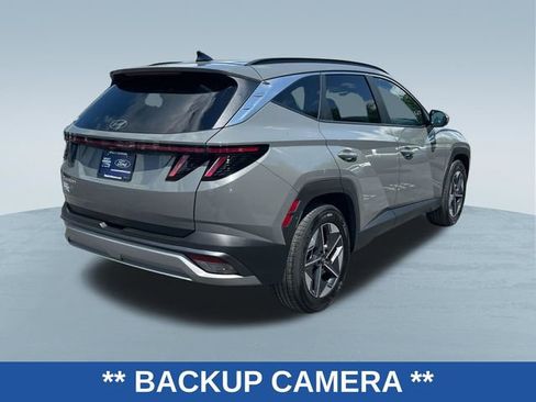 Used 2025 Hyundai Tucson SEL FWD image 3