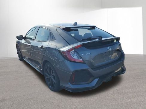 Used 2018 Honda Civic Sport image 14