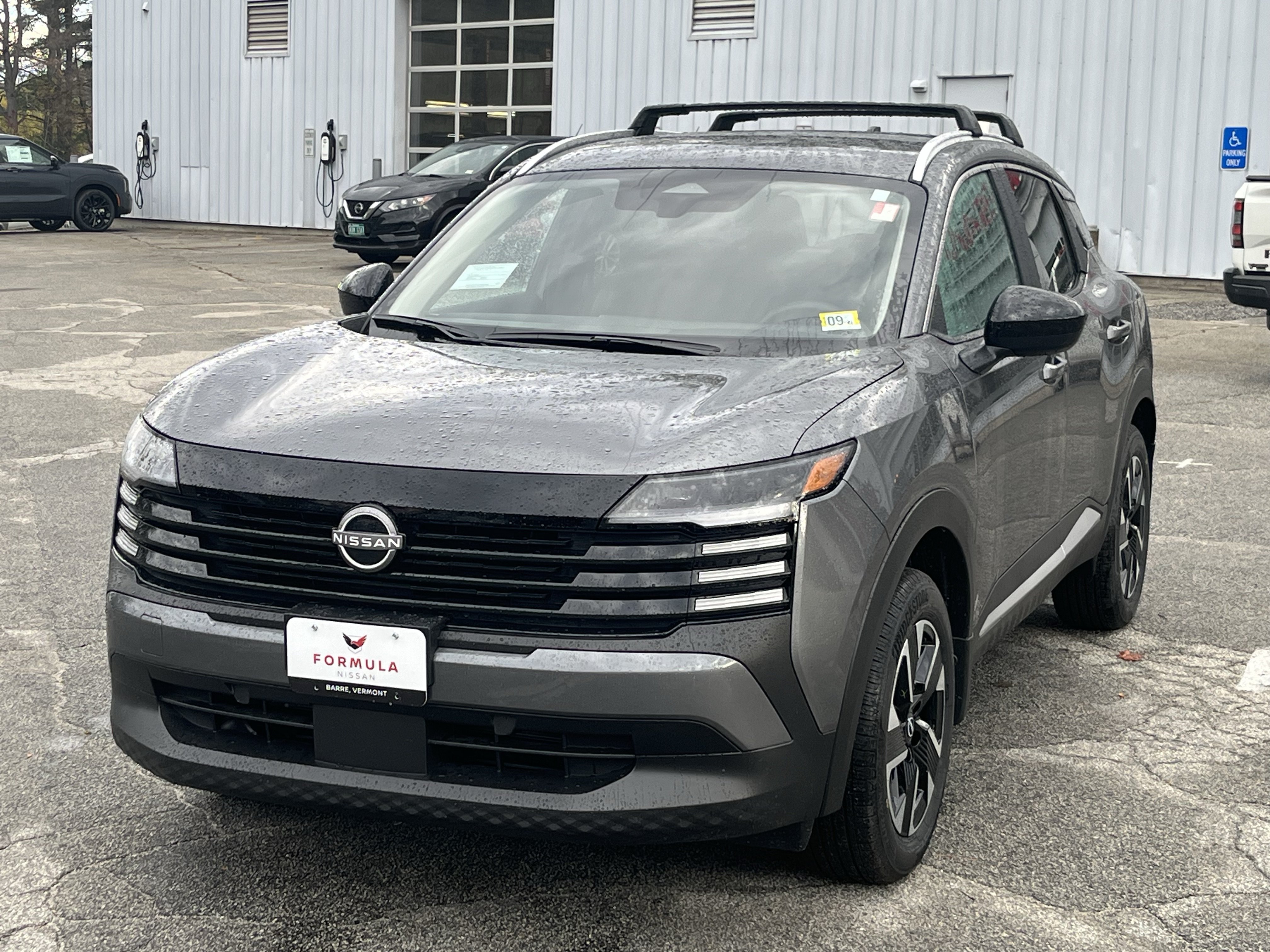 New 2027 Nissan Kicks SV AWD/4WD image 3