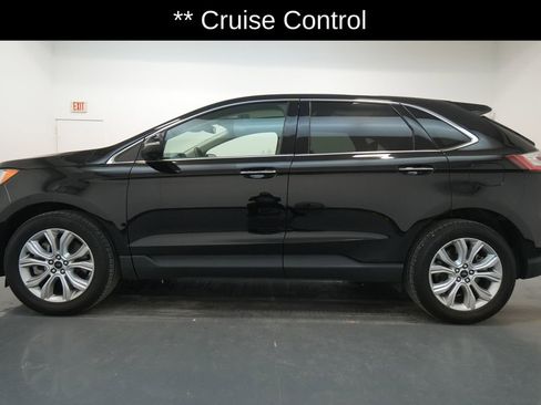 Used 2023 Ford Edge Titanium w/ Class II Trailer Tow Package image 4