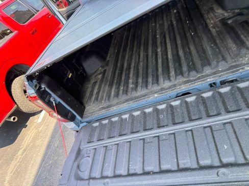 Used 2025 Ford Ranger XLT w/ Equipment Group 301A High AWD/4WD image 11