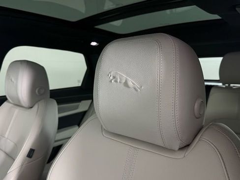 New 2026 Jaguar F-PACE R-Dynamic S image 30