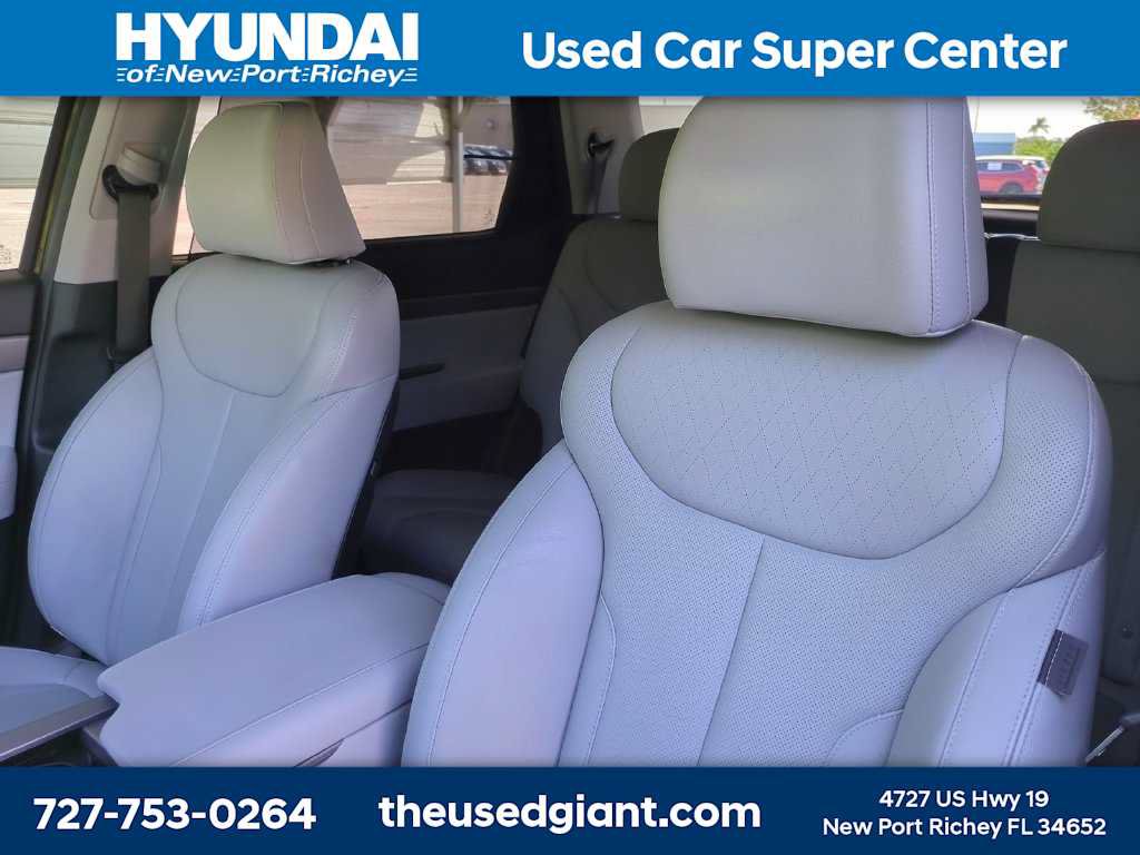 Certified 2022 Hyundai Palisade SEL w/ 8P Bench Seat Package FWD image 7