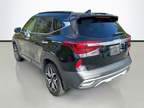 Used 2022 Kia Seltos SX w/ Sunroof Package image 5