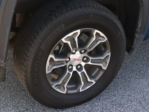 Used 2024 GMC Sierra 1500 SLT image 8