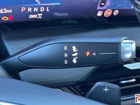 Certified 2025 Buick Enclave Avenir image 27