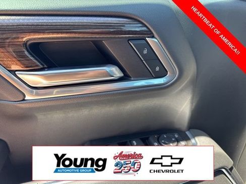 New 2026 Chevrolet Silverado 1500 RST w/ Dark Appearance Package AWD/4WD image 19