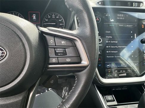 Used 2023 Subaru Outback Limited image 28