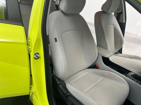 Used 2024 Hyundai Kona SEL image 23