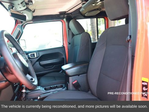 Used 2023 Jeep Wrangler Unlimited w/ 8.4" Radio Group image 18