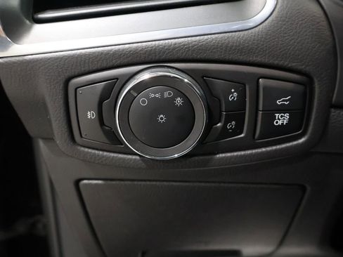 Used 2024 Ford Edge Titanium image 29