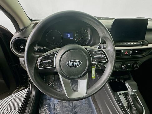 Used 2021 Kia Forte Sedan image 16