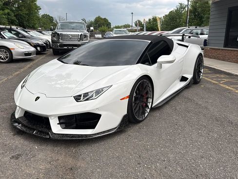 Used 2017 Lamborghini Huracan LP 580-2 RWD image 1