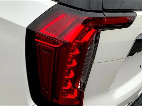 Used 2022 GMC Yukon AT4 image 29