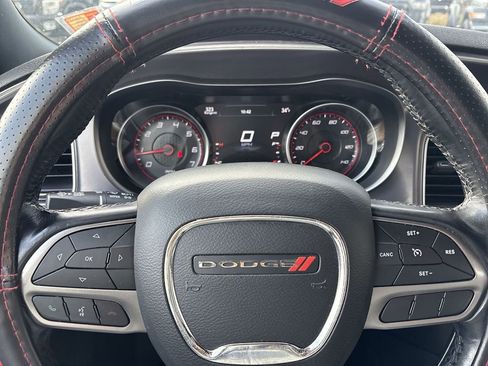 Used 2020 Dodge Charger SXT w/ Leather Interior Group image 13