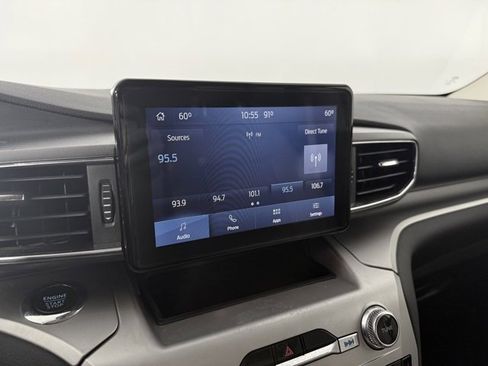 Used 2022 Ford Explorer XLT w/ Equipment Group 202A image 17