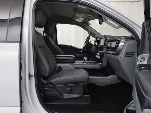Used 2024 Ford F150 Lightning XLT AWD/4WD image 19