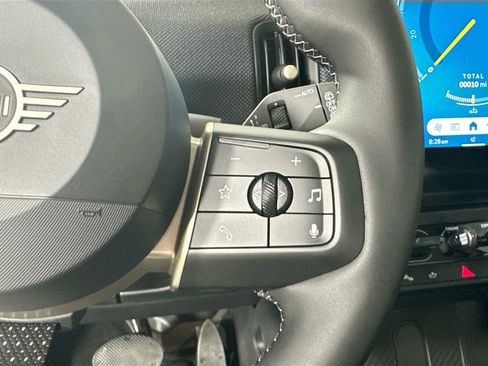 Certified 2025 MINI Cooper S image 21