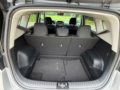 Used 2025 Kia Soul LX w/ LX Technology Package FWD image 26