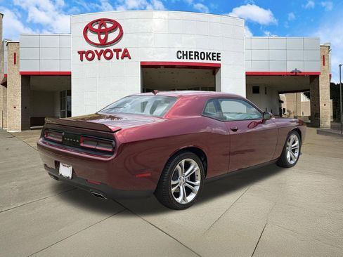 Used 2022 Dodge Challenger GT w/ Plus Package RWD image 5