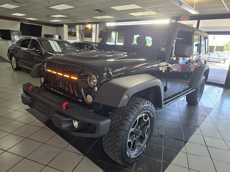 Used 2013 Jeep Wrangler Unlimited Rubicon AWD/4WD image 34